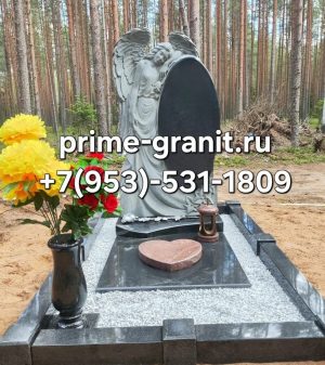 Памятник с ангелом