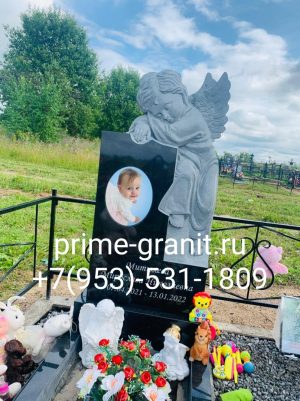 Детский памятник ангелок